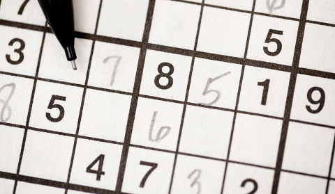 consultor tira frente Sudoku fácil - para rondas rápidas